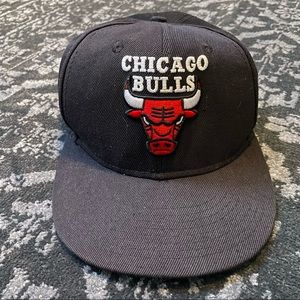 Mitchell & Ness Chicago Bulls Black Adjustable OG Snapback Cap Hat